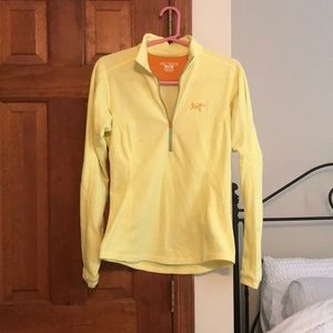 Selling as yellow is no longer my color! Worn 2x.